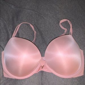 Victoria secret push up bra NWOT